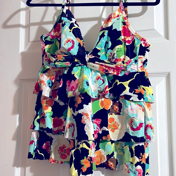 24th & Ocean Swim Xl Bathing Suit Top Poshmark